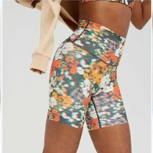 Aerie Goals Offline Holographic Trippy Floral Bike Shorts